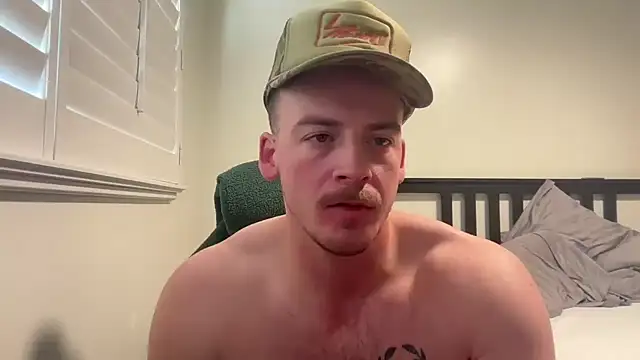 Snapshot of mrqlovesu chatting on February 2026 11:28:01 PM mrqlovesu online show from February 2026 11:28:01 PM