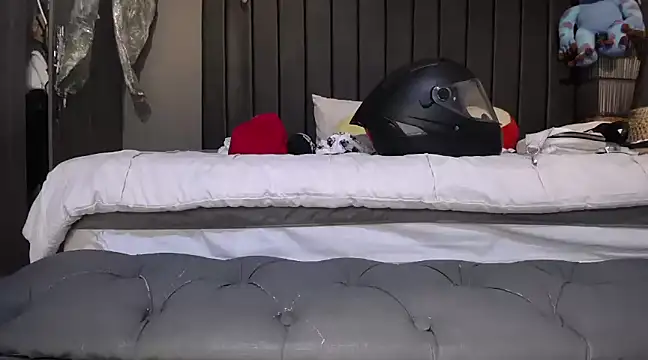 dirty 27cms online show from March 2025 05:20:01 PM