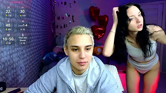 LuxuryLoverss online show from March 2026 04:08:01 AM