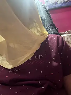 Snapshot of sweet_lips77 chatting on February 2026 10:45:02 AM sweet lips77 online show from February 2026 10:45:02 AM