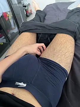 Snapshot of Vireontr1 chatting on February 2026 09:40:01 AM Vireontr1 online show from February 2026 09:40:01 AM