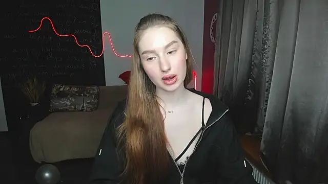 Snapshot of AlicaFoxis chatting on February 2026 06:52:01 PM AlicaFoxis online show from February 2026 06:52:01 PM