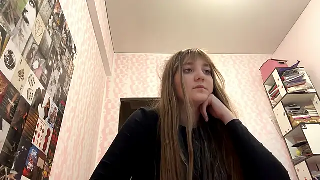 Snapshot of JanineThielman chatting on June 2026 01:26:02 PM JanineThielman online show from June 2026 01:26:02 PM