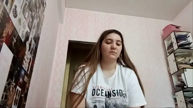 Snapshot of JanineThielman chatting on July 2026 05:20:02 AM JanineThielman online show from July 2026 05:20:02 AM