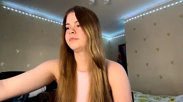 Amy Maev online show from April 2026 06:25:01 AM