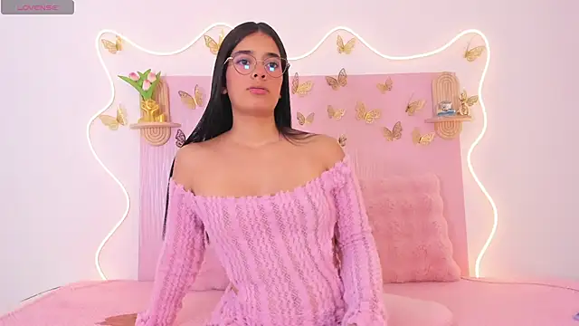 Isaa-queen online show from April 2026 08:53:02 PM