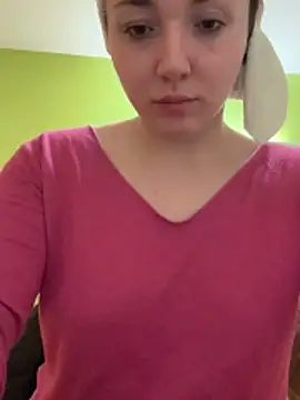 Snapshot of FreyaSlay299 chatting on February 2026 06:18:01 PM FreyaSlay299 online show from February 2026 06:18:01 PM