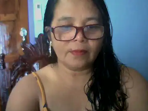 Snapshot of Flowerblossom123 chatting on May 2026 04:42:02 AM Flowerblossom123 online show from May 2026 04:42:02 AM