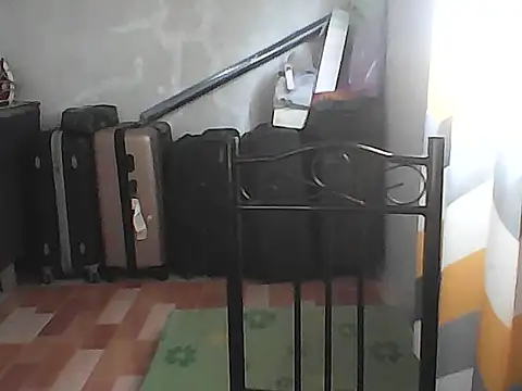 Snapshot of sweet_lhyn chatting on March 2026 05:08:02 AM sweet lhyn online show from March 2026 05:08:02 AM