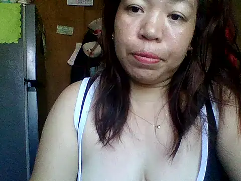 Snapshot of sweet_lhyn chatting on June 2026 04:37:01 AM sweet lhyn online show from June 2026 04:37:01 AM