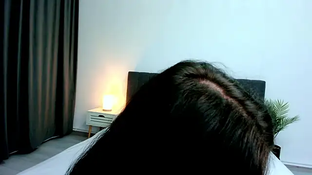 Layla Ress online show from July 2026 04:40:02 AM
