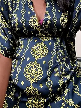 Lovely sanah online show from March 2026 12:33:02 PM