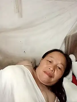 heesuu11 online show from March 2026 12:38:02 PM