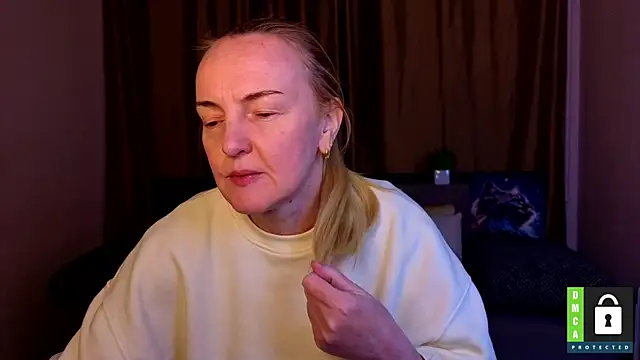 Snapshot of Bella_soulmate chatting on April 2026 11:23:02 AM Bella soulmate online show from April 2026 11:23:02 AM