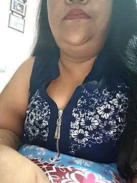 Moonae online show from March 2026 03:20:02 PM