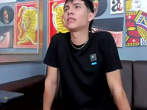 AronTawers online show from March 2026 08:04:01 PM