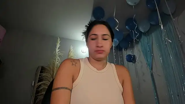 Snapshot of Alanah_connory chatting on July 2026 01:24:02 PM Alanah connory online show from July 2026 01:24:02 PM