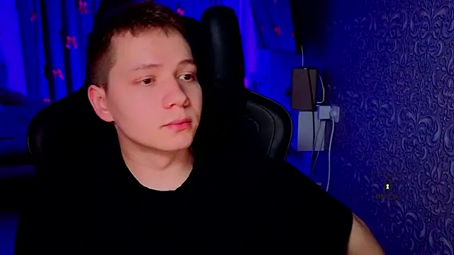 Karl Night  online show from February 2026 06:08:01 PM