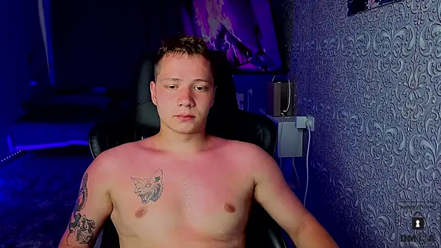 Snapshot of Karl_Night_ chatting on July 2026 05:43:02 AM Karl Night online show from July 2026 05:43:02 AM