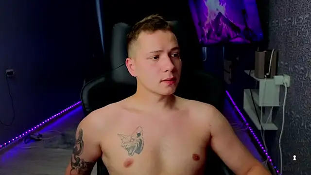 Snapshot of Karl_Night_ chatting on August 2026 06:49:01 AM Karl Night online show from August 2026 06:49:01 AM