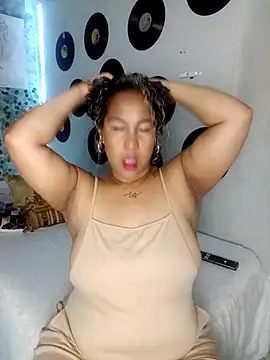 medusafox  online show from April 2026 08:20:01 PM