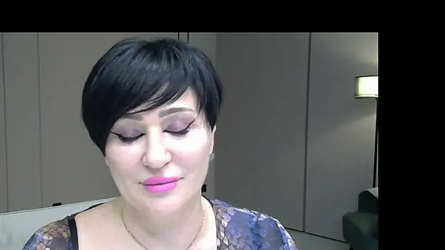 Kleotempt online show from April 2026 06:57:02 PM