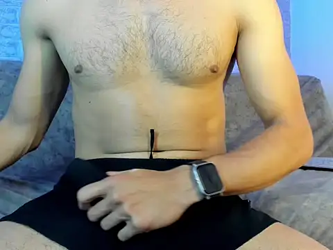 ValentinoGill online show from May 2026 12:07:01 AM