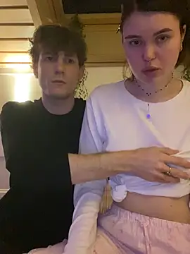 Snapshot of meowmiu chatting on February 2026 10:18:01 PM meowmiu online show from February 2026 10:18:01 PM