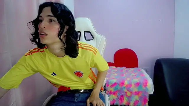 Snapshot of Larry_craft chatting on February 2026 09:46:01 PM Larry craft online show from February 2026 09:46:01 PM