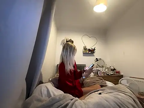 Snapshot of maisco19 chatting on March 2026 10:48:01 PM maisco19 online show from March 2026 10:48:01 PM