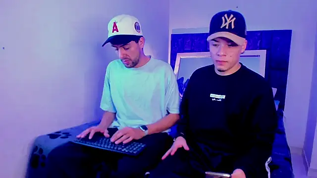 alex and christhoper online show from March 2026 06:46:02 AM