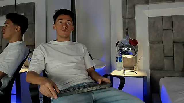 Austin Reedss online show from March 2026 12:11:01 PM