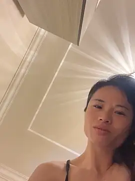 Mia-lp online show from March 2026 10:43:01 AM