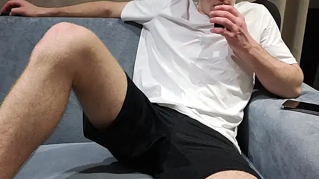 chantatummm online show from March 2026 07:59:01 PM