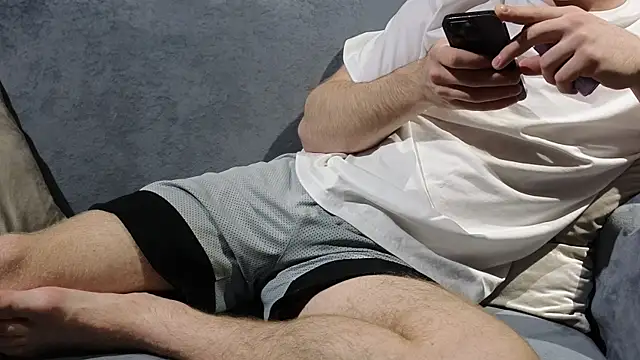 chantatummm online show from April 2026 08:47:01 PM