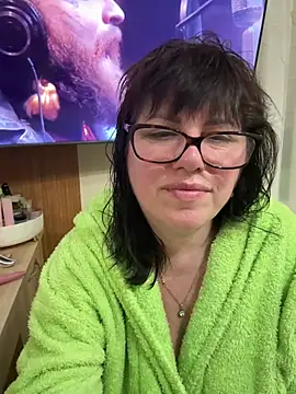 expensive lady online show from April 2026 05:26:02 PM