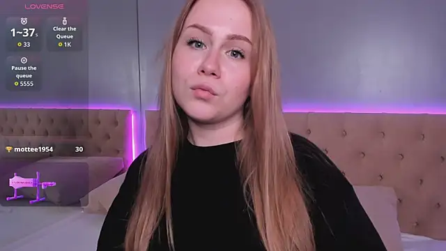 stacy moorex online show from May 2026 08:40:02 PM