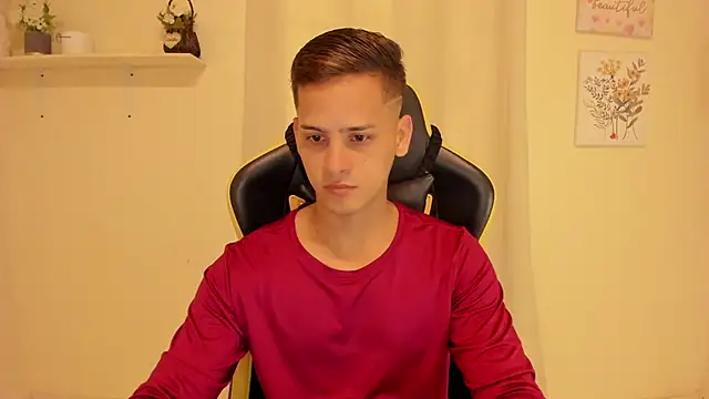 Snapshot of sexy_andres01 chatting on June 2026 02:16:02 PM sexy andres01 online show from June 2026 02:16:02 PM