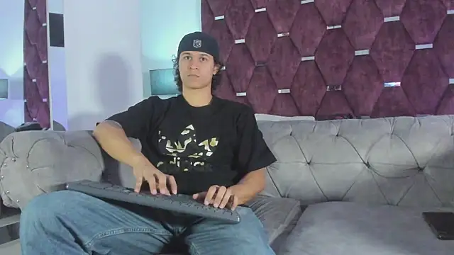 TonyBenedetti online show from April 2026 08:18:01 PM