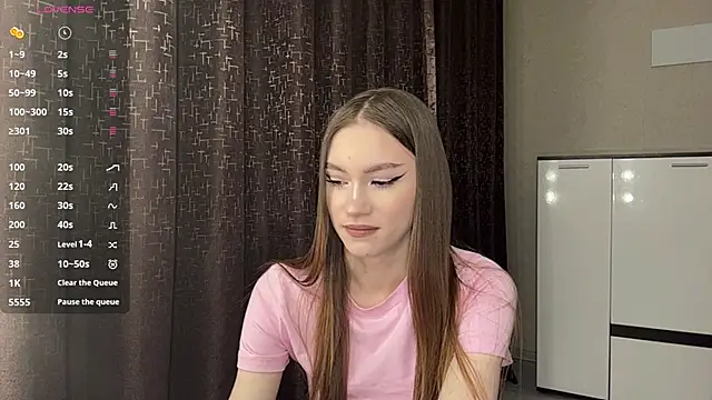 NuDonzze online show from May 2026 04:22:01 PM