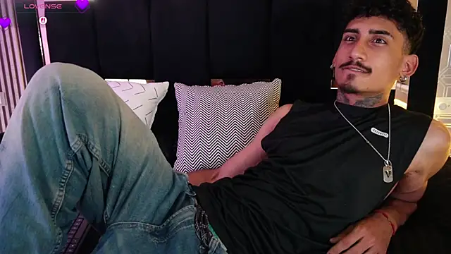 Snapshot of Dark_Eros_ chatting on March 2026 07:31:01 PM Dark Eros online show from March 2026 07:31:01 PM