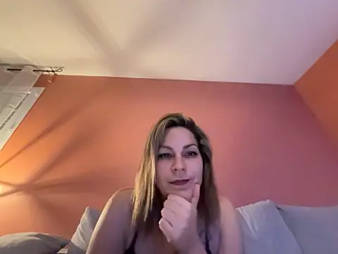 DarkEmy online show from February 2026 11:37:01 PM