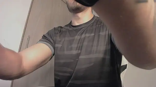 Axel  Blaze online show from March 2026 12:33:01 PM