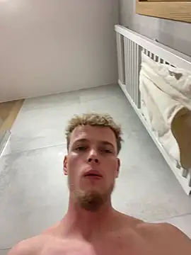 Snapshot of Dencchikk22 chatting on June 2026 09:52:01 PM Dencchikk22 online show from June 2026 09:52:01 PM