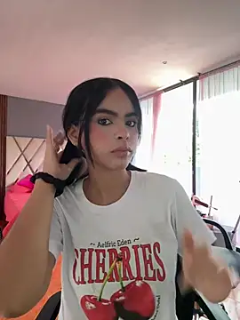 Snapshot of kitty_rousse01 chatting on February 2026 12:50:01 PM kitty rousse01 online show from February 2026 12:50:01 PM