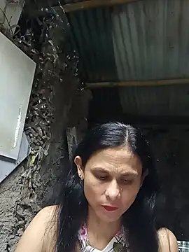 Snapshot of yuliitza4 chatting on June 2026 11:49:01 PM yuliitza4 online show from June 2026 11:49:01 PM