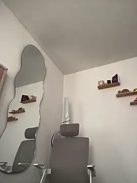 Misty-kat online show from April 2026 06:13:02 PM