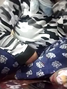 Snapshot of Sna93 chatting on February 2026 04:46:02 AM Sna93 online show from February 2026 04:46:02 AM