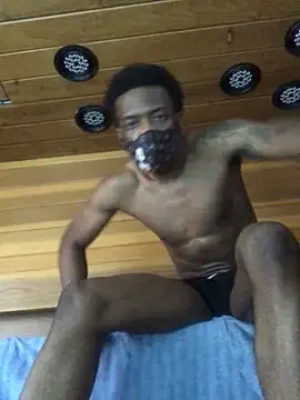 EricSwainn901 online show from March 2026 03:30:01 PM