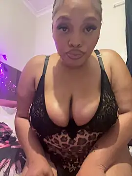 candy-95 online show from June 2026 10:37:01 PM